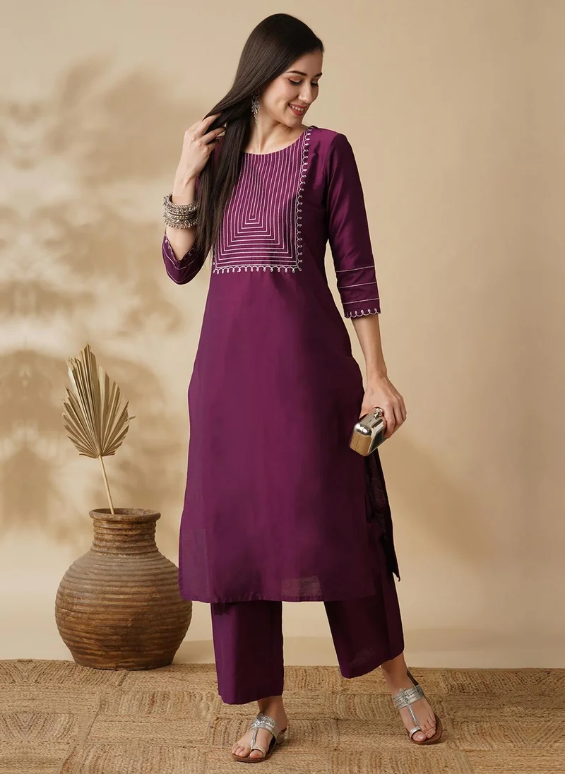 globus Globus Women Purple Yoke Design Thread Work Straight Kurta With Trousers Festive Set